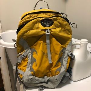 Osprey Talon 22 Yellow Backpack